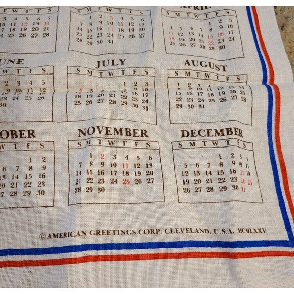 VTG 1976 Linen Calendar Towel "It's a Grand Ole Year to Celebrate" Holly Hobbie - Picture 2 of 8